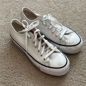 Converse- Platform Gray/White Low-Top Sneakers size 5.5